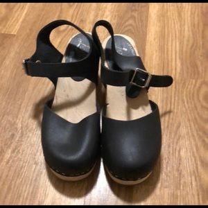 Lotta from Stockholm clogs